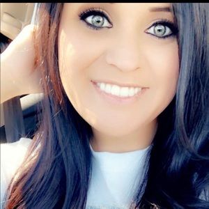 Meet your Posher, Kelsi